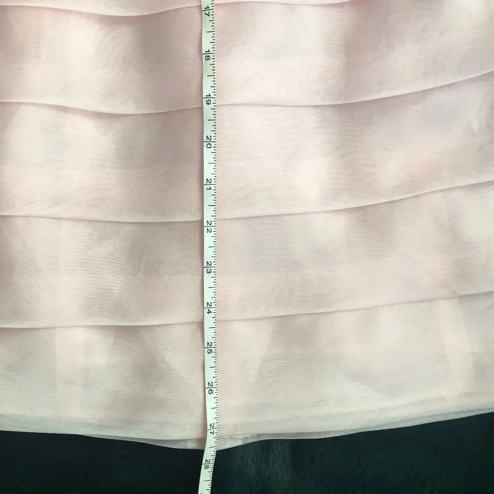 Pretty marshmallow pink layered mini boobtube formal dress. Small - Picture 6 of 6